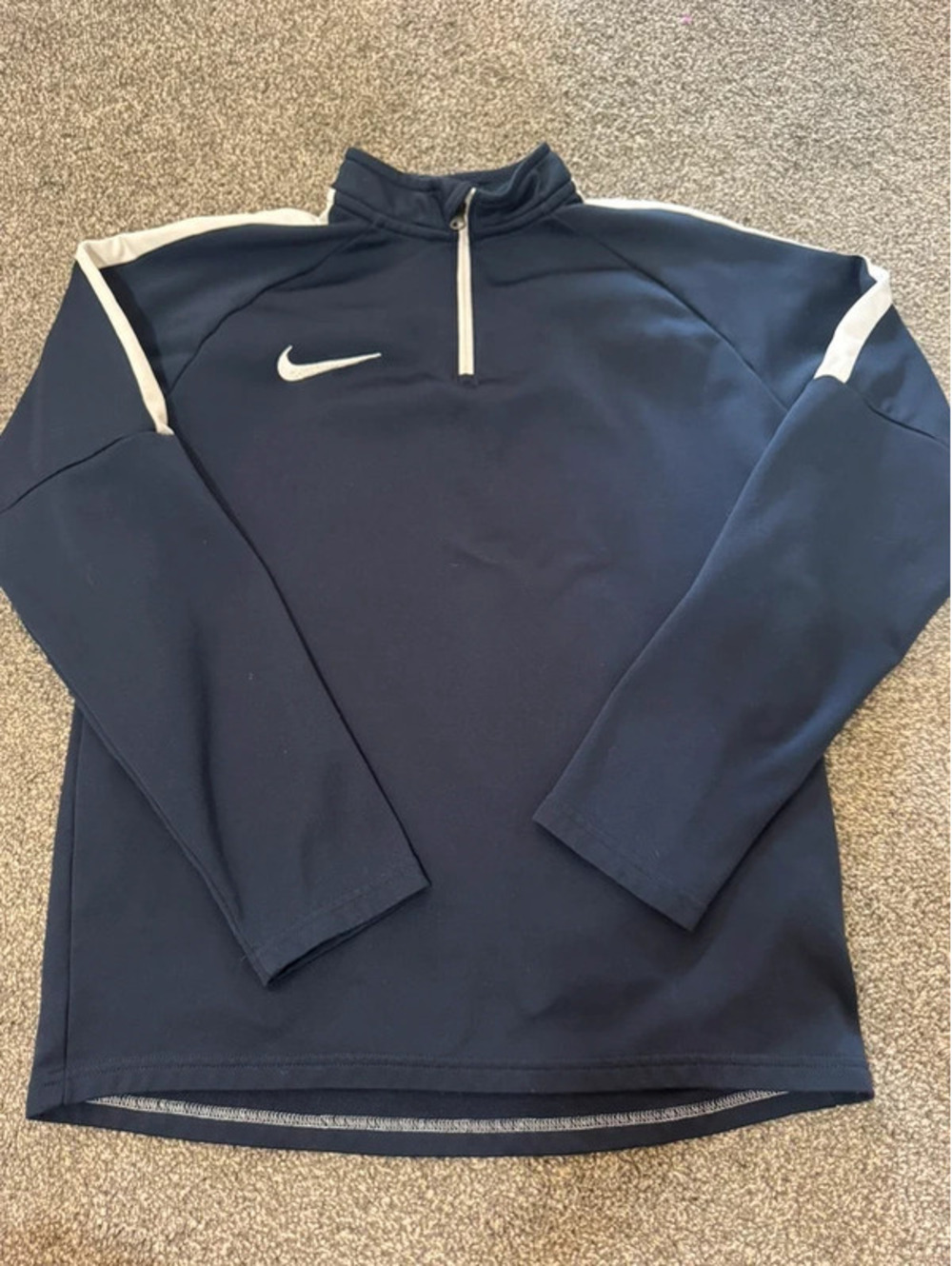 Boy’s Nike navy blue quarter zip pullover size large